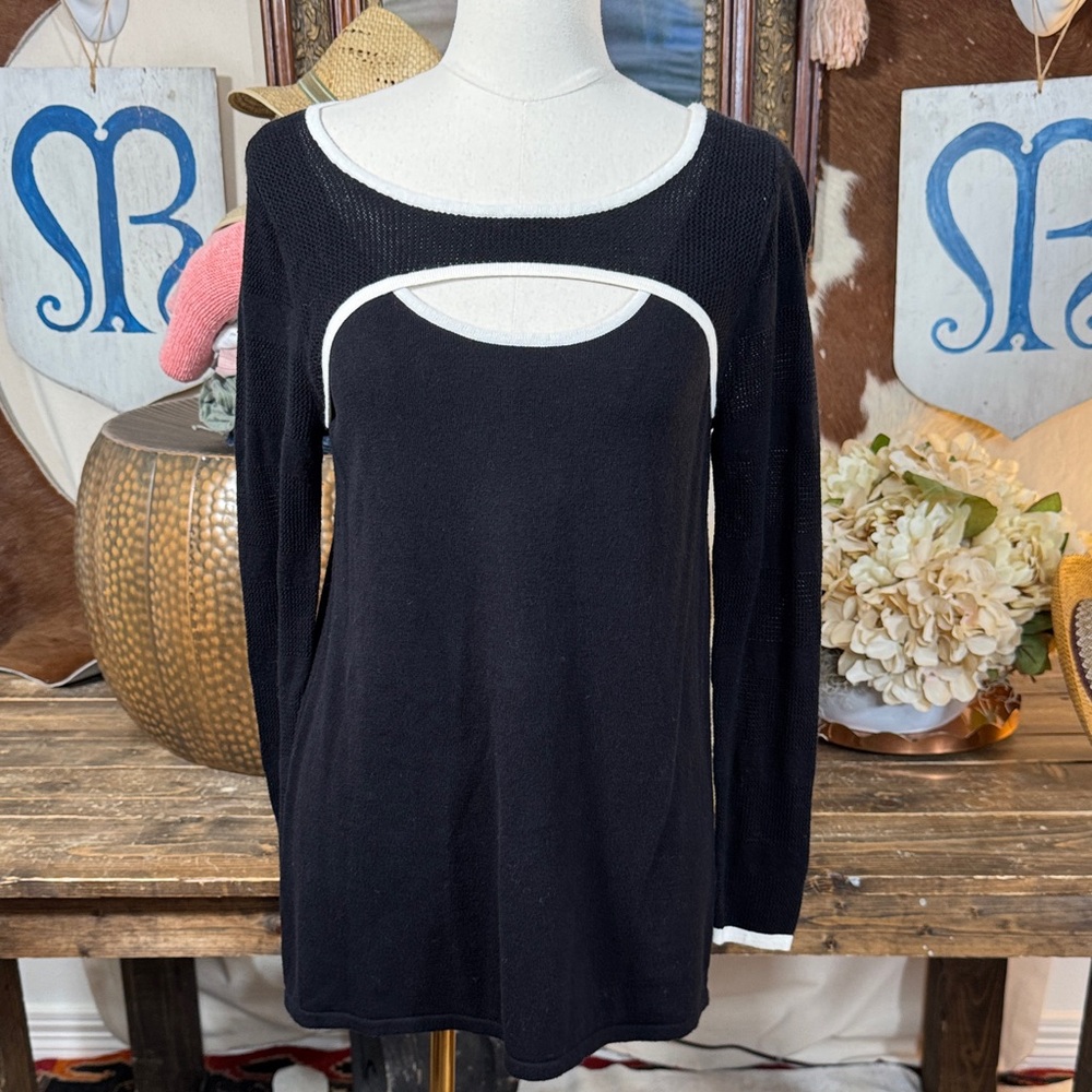 August Silk Black Long Sleeve Top with White Trim